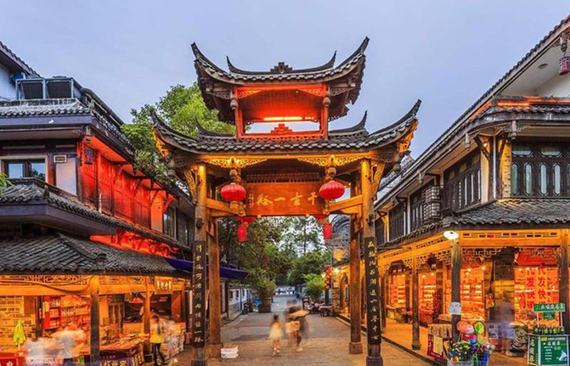 如果你遇到公司调动不想做你会选择拒绝吗？游戏画面